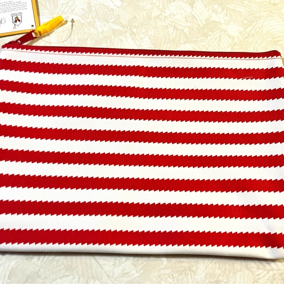 Thirty-one  31 Zipper Pouch.   Red wave.  New in packaging - Picture 2 of 4